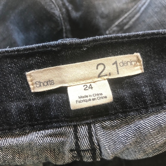 2.1 Denim BlackWash Stretch Short Shorts - Picture 4 of 6